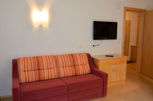 Photo 11 - 4 bedroom Apartment in Kappl with terrace and mountain view