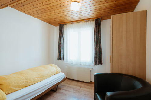 Foto 6 - Appartamento con 3 camere da letto a Amden con piscina e vista sulle montagne