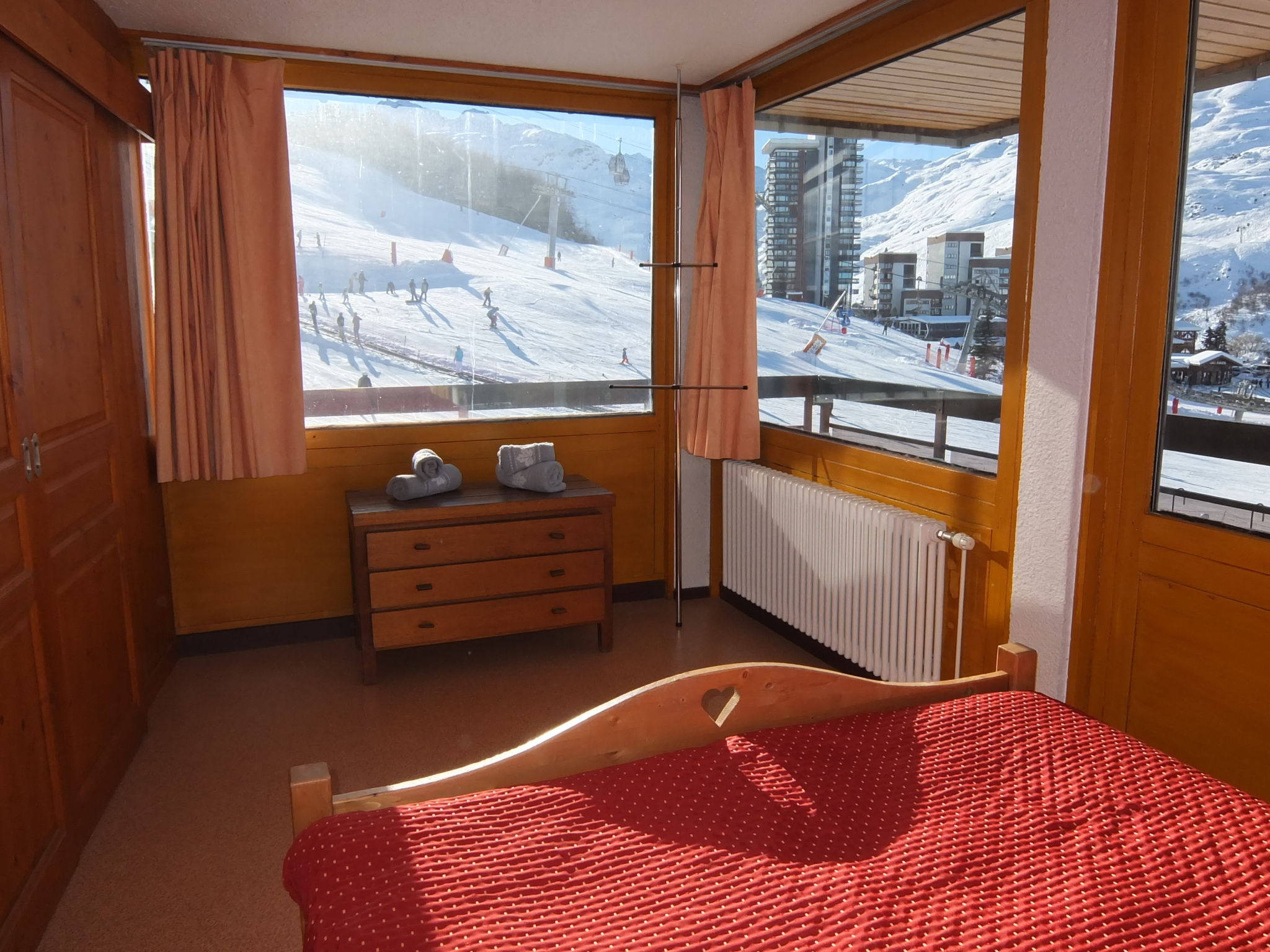 Foto 11 - Appartamento con 2 camere da letto a Les Belleville con vista sulle montagne