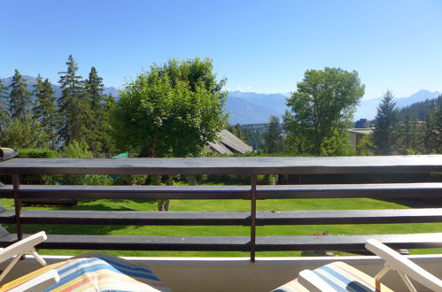 Foto 1 - Apartamento em Crans-Montana com piscina e jardim