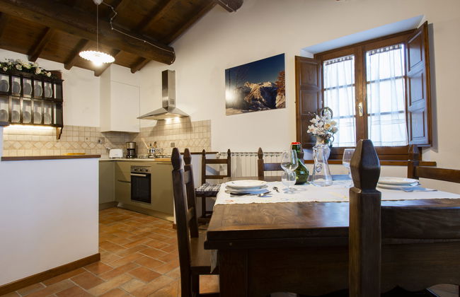 Apartment mit 2 Schlafzimmern in Molazzana mit schwimmbad und garten - Foto 3