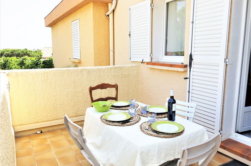 Photo 12 - 1 bedroom Apartment in Gruissan with terrace and sea view