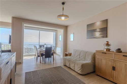 Foto 9 - Apartamento de 1 quarto em Vaux-sur-Mer com vistas do mar