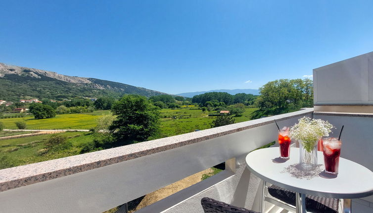 Photo 1 - 2 bedroom Apartment in Baška with garden