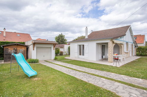 Photo 22 - Maison de 3 chambres à Merville-Franceville-Plage avec jardin et terrasse