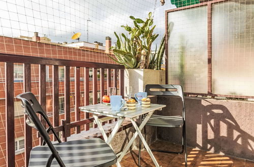 Foto 2 - Apartamento de 2 quartos em Barcelona com jardim e terraço