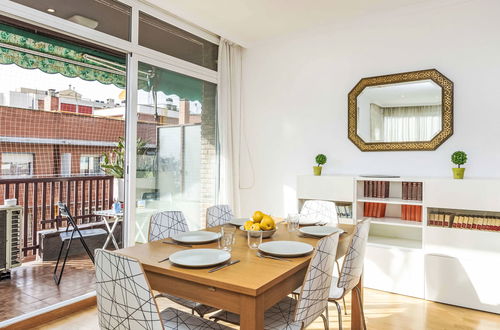 Foto 7 - Apartamento de 2 quartos em Barcelona com jardim e terraço