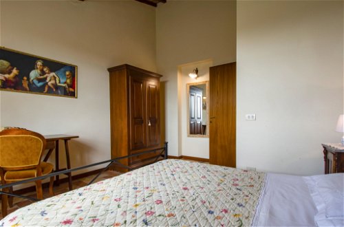 Foto 13 - Apartment mit 2 Schlafzimmern in Cerreto Guidi mit schwimmbad und garten