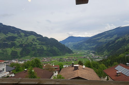 Foto 1 - Apartamento de 4 quartos em Hainzenberg com terraço e vista para a montanha