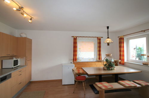 Foto 2 - Apartamento de 4 quartos em Hainzenberg com jardim e terraço