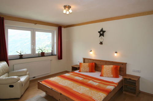 Foto 4 - Appartamento con 4 camere da letto a Hainzenberg con giardino e terrazza