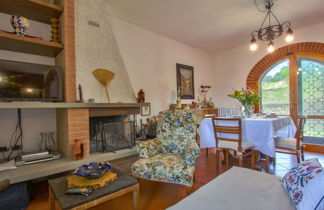 Photo 3 - 2 bedroom House in Rufina with swimming pool and garden
