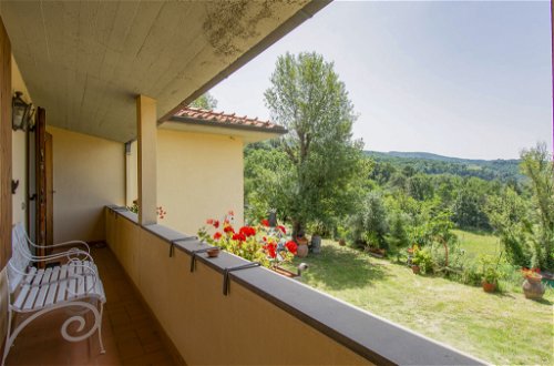 Photo 25 - 2 bedroom House in Rufina with swimming pool and garden