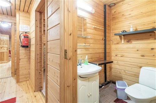 Foto 16 - Haus mit 6 Schlafzimmern in Kolari mit sauna und blick auf die berge