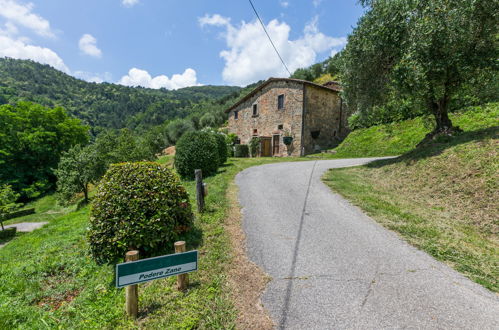 Foto 35 - Casa de 2 quartos em Pescia com piscina e jardim