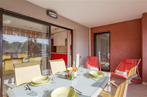 Photo 12 - Appartement de 1 chambre à Fréjus avec terrasse et vues à la mer