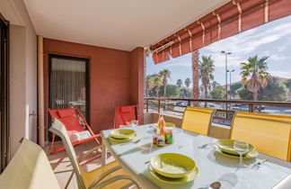 Foto 1 - Apartamento de 1 habitación en Fréjus con terraza