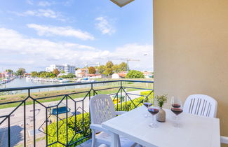 Photo 3 - 1 bedroom Apartment in Caorle with swimming pool and sea view