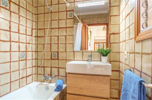 Foto 23 - Apartment mit 5 Schlafzimmern in Pollença mit schwimmbad und terrasse