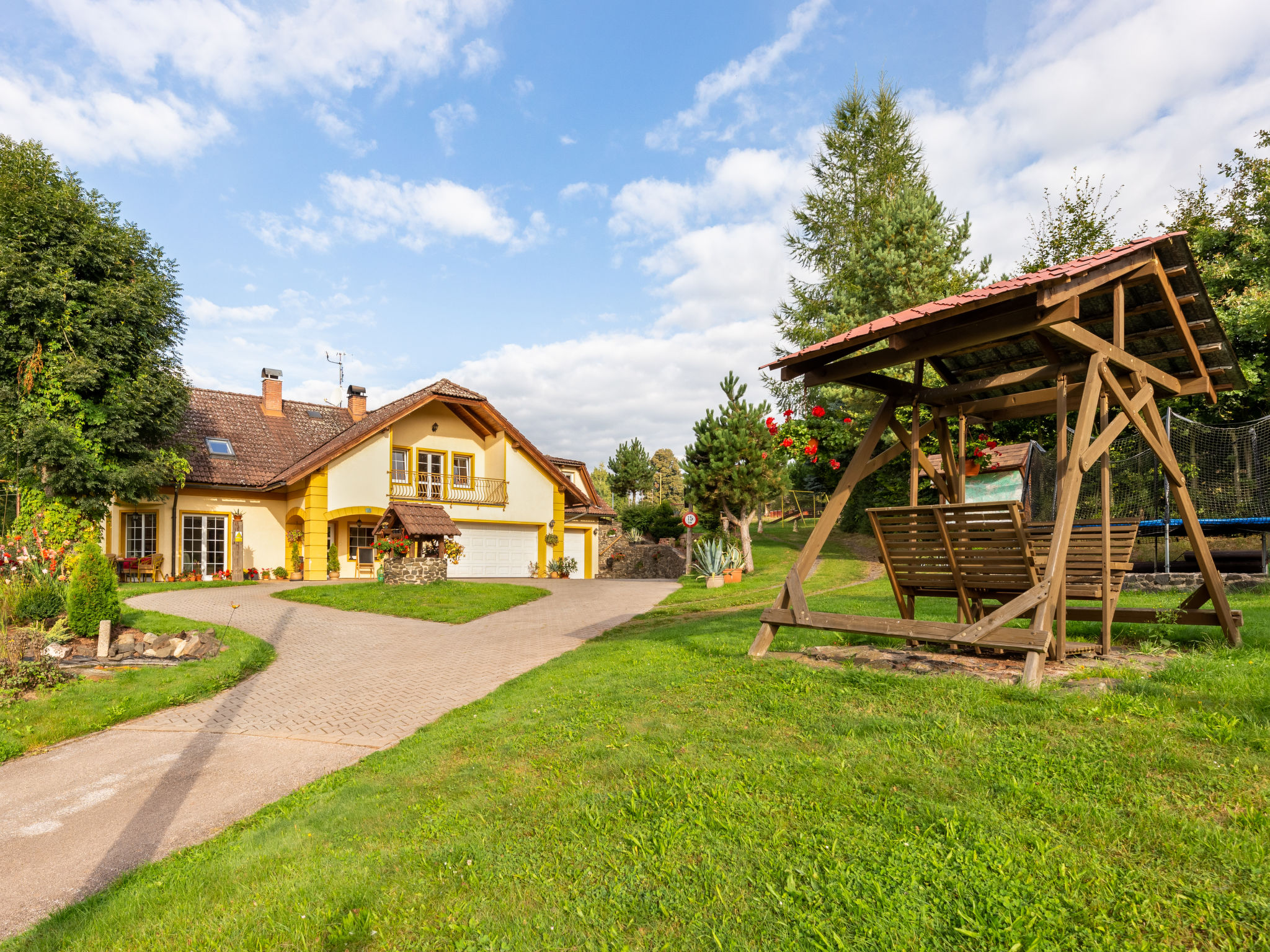 Foto 5 - Appartamento con 2 camere da letto a Dolní Kalná con piscina privata e vista sulle montagne