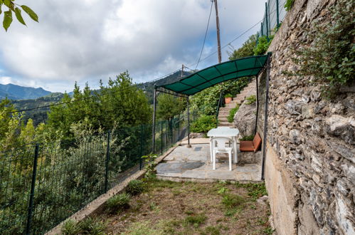 Photo 3 - Maison de 2 chambres à San-Giovanni-di-Moriani avec jardin et vues à la mer