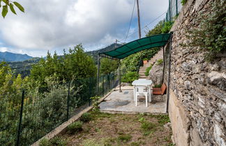 Foto 3 - Casa de 2 habitaciones en San-Giovanni-di-Moriani con jardín y vistas al mar