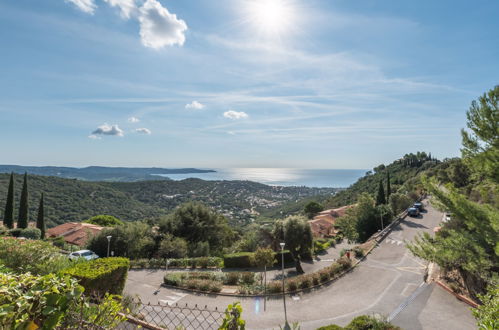 Foto 16 - Apartamento de 1 quarto em Cavalaire-sur-Mer com piscina e vistas do mar