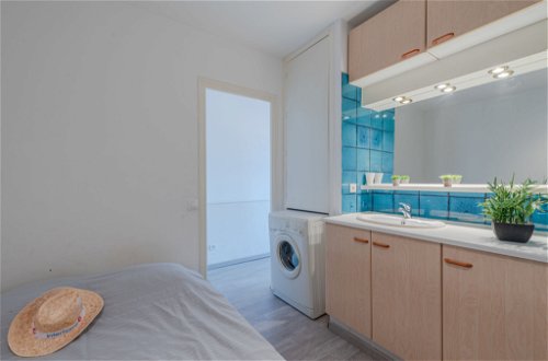 Foto 21 - Apartment mit 1 Schlafzimmer in Saint-Cyprien mit blick aufs meer