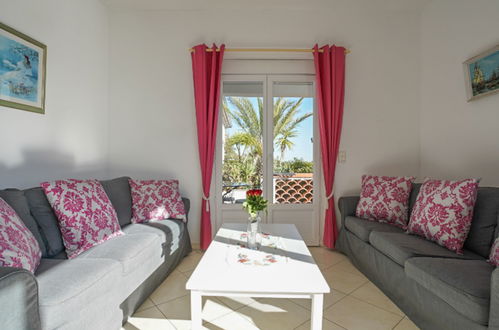 Photo 3 - 3 bedroom House in Théoule-sur-Mer with garden and terrace