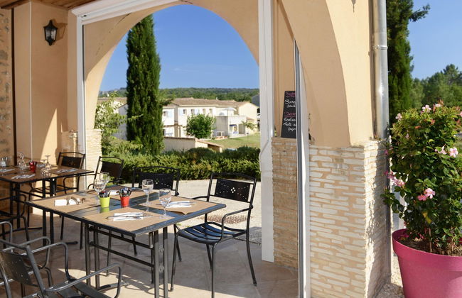 Casa de 3 quartos em Salavas com piscina e terraço - Foto 33