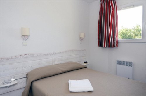 Foto 36 - Casa con 2 camere da letto a Salavas con piscina e terrazza