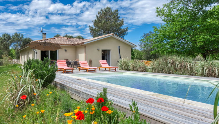 Photo 1 - Maison de 3 chambres à Hourtin avec piscine privée et vues à la mer