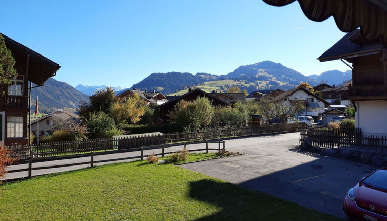 Foto 1 - Apartment mit 1 Schlafzimmer in Zweisimmen