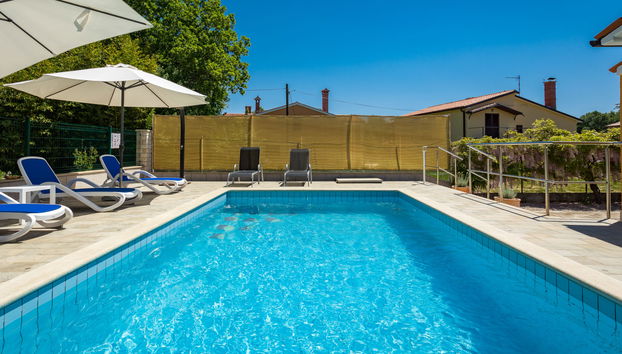 Casa de 6 quartos em Labin com piscina privada e jardim - Foto 2