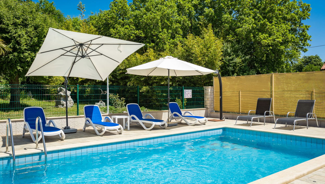 Casa de 6 quartos em Labin com piscina privada e jardim - Foto 1