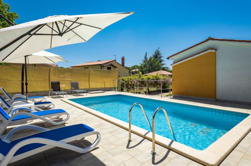 Photo 18 - Maison de 4 chambres à Labin avec piscine privée et vues à la mer