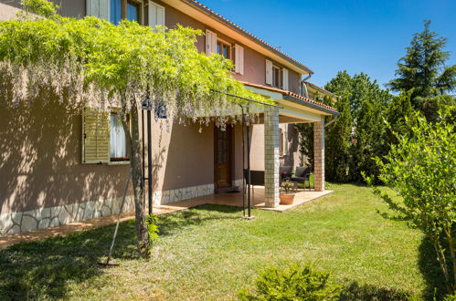 Foto 9 - Casa de 4 quartos em Labin com piscina privada e jardim