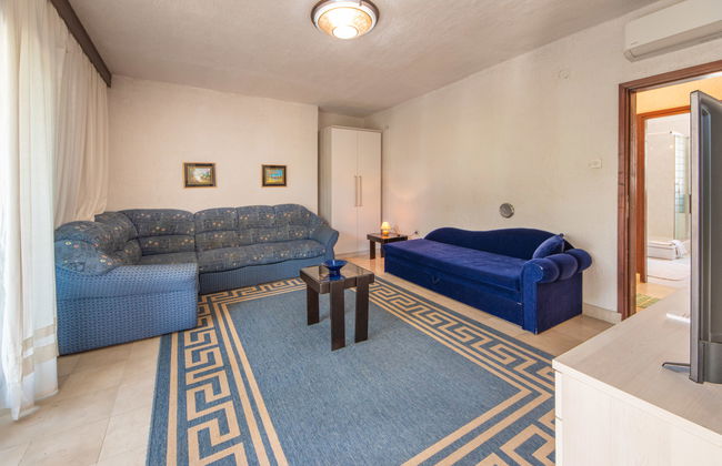 Casa de 3 quartos em Novi Vinodolski com terraço - Foto 7