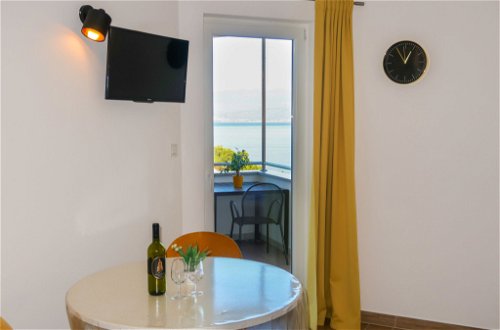Foto 7 - Apartamento em Vrbnik com vistas do mar