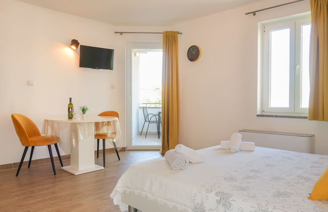 Apartment mit 1 Schlafzimmer in Vrbnik mit garten - Foto 3
