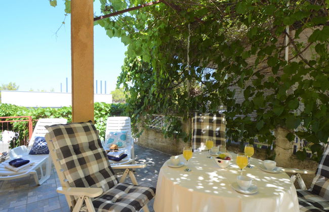 Apartment mit 3 Schlafzimmern in Sibenik mit garten und terrasse - Foto 2