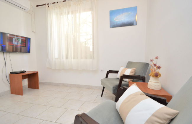 Apartment mit 3 Schlafzimmern in Sibenik mit garten und terrasse - Foto 4