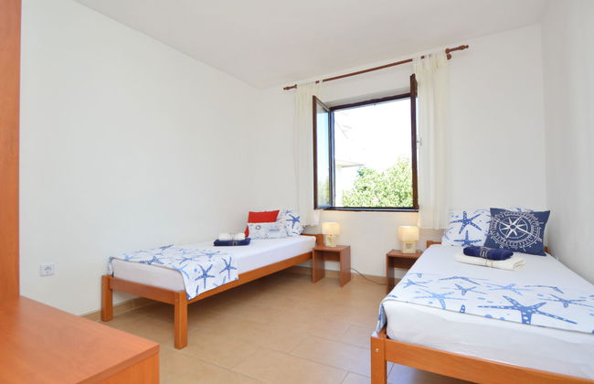 Apartment mit 3 Schlafzimmern in Sibenik mit garten und terrasse - Foto 15