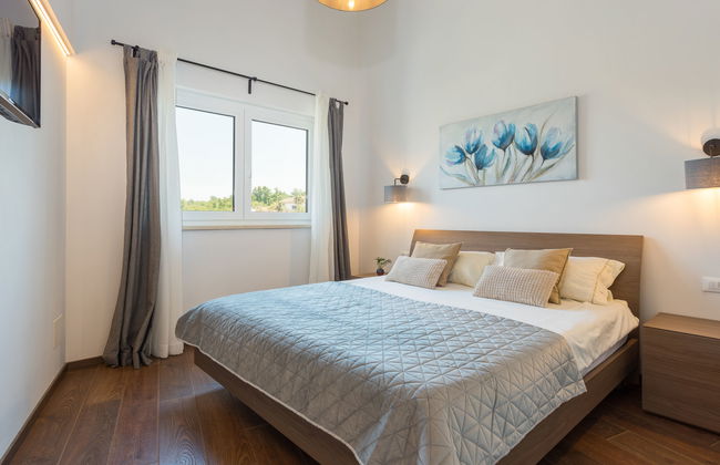 Casa de 4 quartos em Poreč com piscina privada e jardim - Foto 18