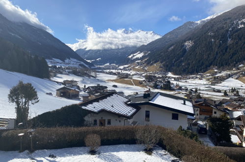 Foto 23 - Apartment mit 3 Schlafzimmern in Neustift im Stubaital mit blick auf die berge