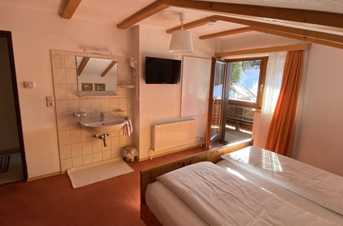 Foto 14 - Apartamento de 3 quartos em Neustift im Stubaital com vista para a montanha