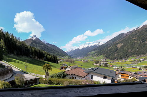 Photo 1 - Appartement de 3 chambres à Neustift im Stubaital avec vues sur la montagne