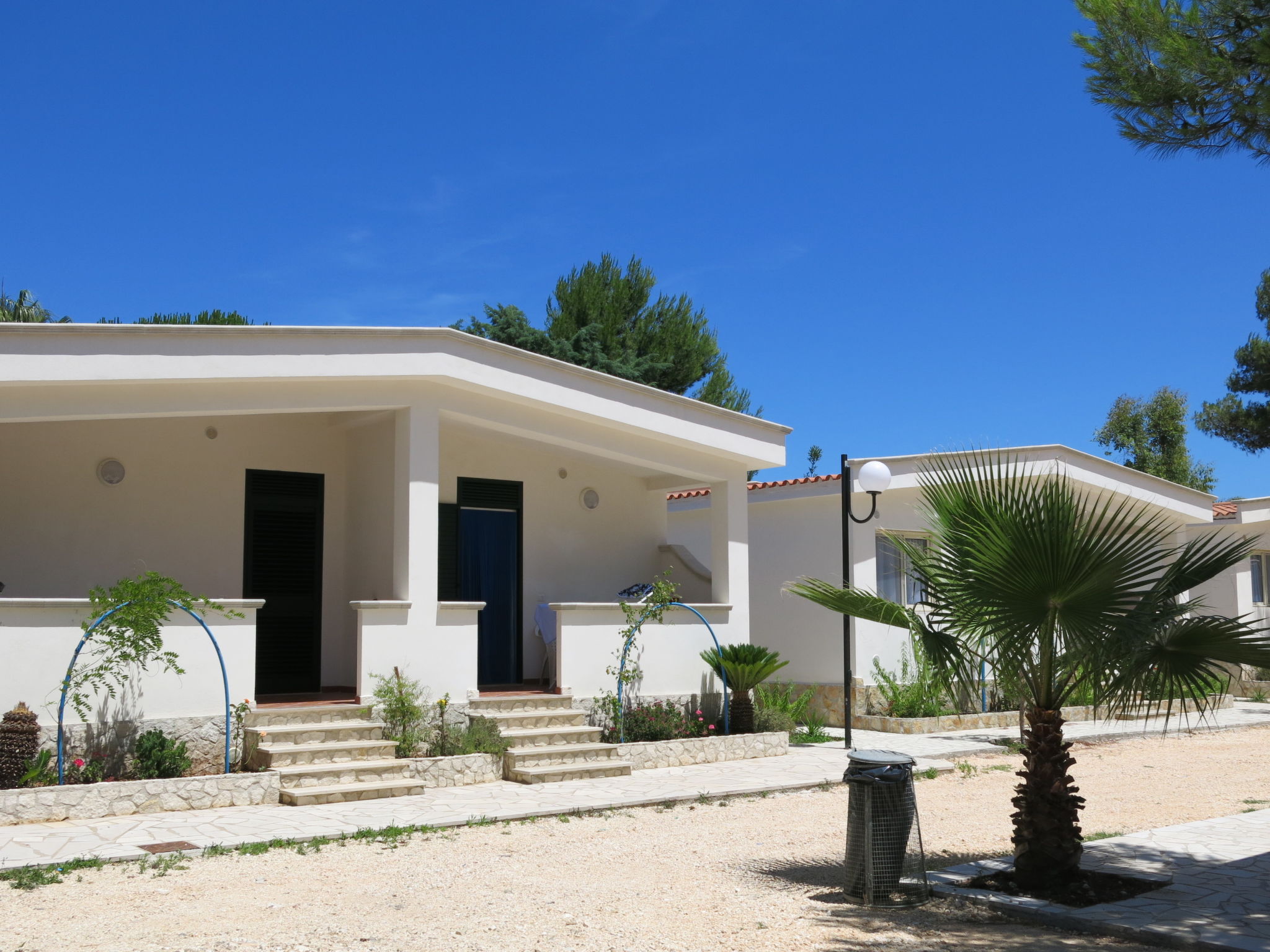 Foto 1 - Casa de 2 habitaciones en Vieste con piscina y vistas al mar