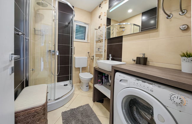 Casa de 5 quartos em Makarska com piscina privada e jardim - Foto 16