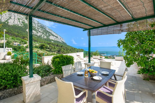 Foto 26 - Casa con 4 camere da letto a Makarska con piscina privata e vista mare